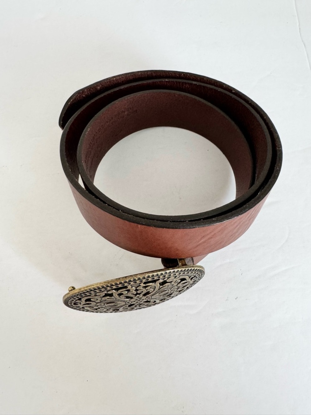 Genuine Brown Leather Eddie Bauer Women’s Belt w/ Oval Buckle- Large - Picture 3 of 13